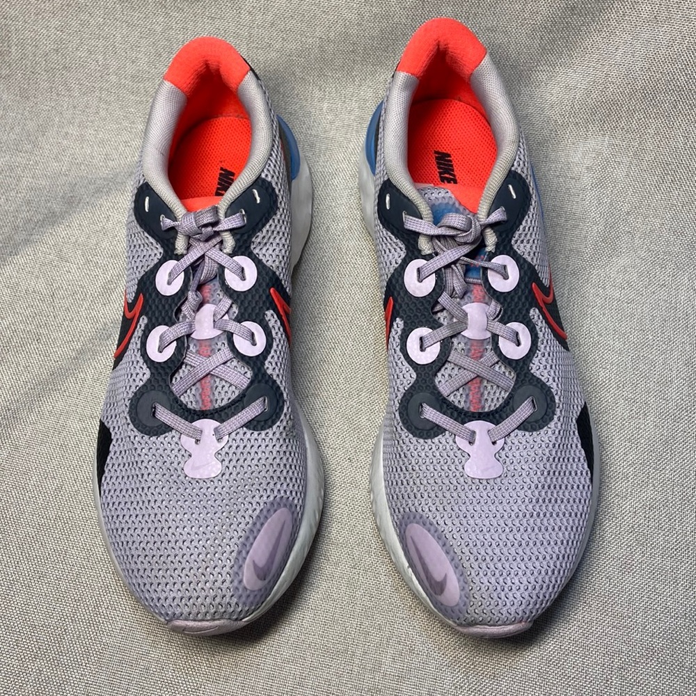 Nike Renew Run Violet Frost (Women's) - CK6360-500 Sneakers. Size 11,5